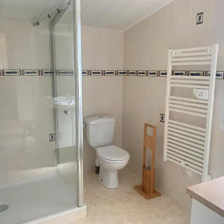 Cottage, St Gildas De Rhuys * Saint-Gildas-de-Rhuys